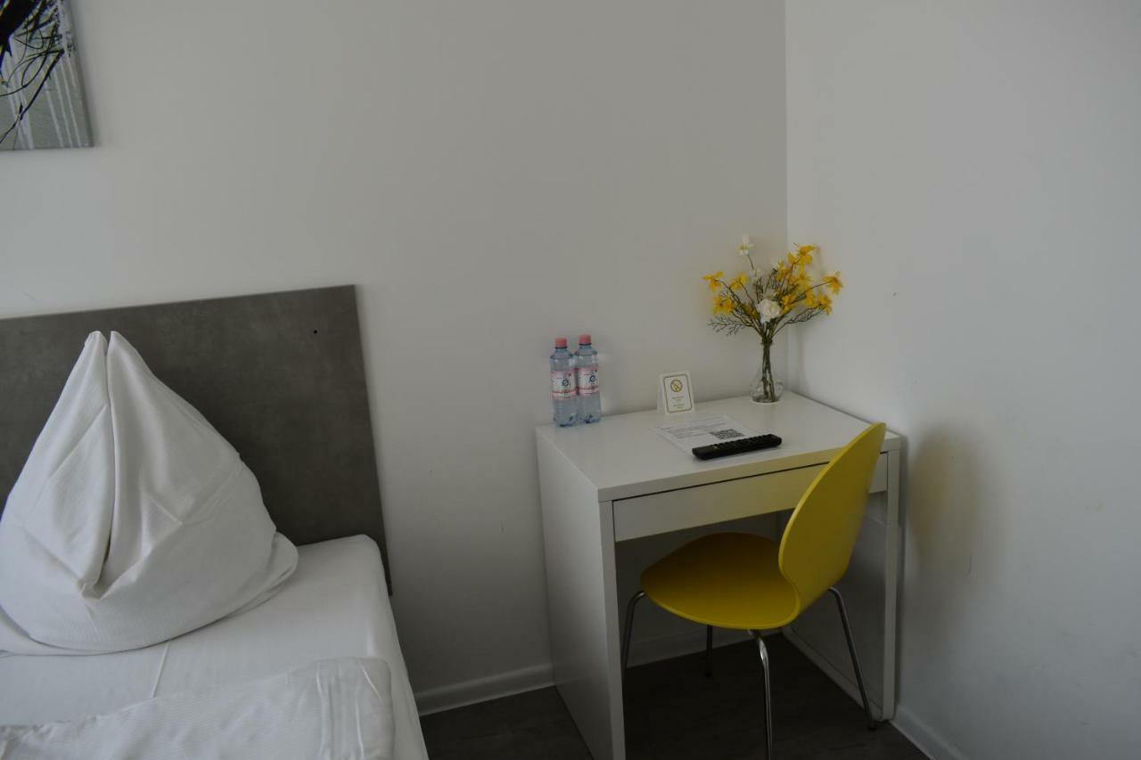 Motel Schoenefeld Grossziethen Ngoại thất bức ảnh