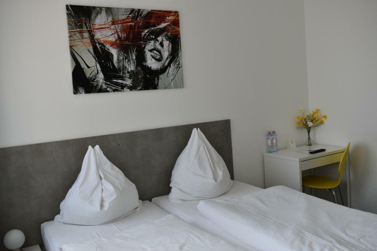 Motel Schoenefeld Grossziethen Ngoại thất bức ảnh